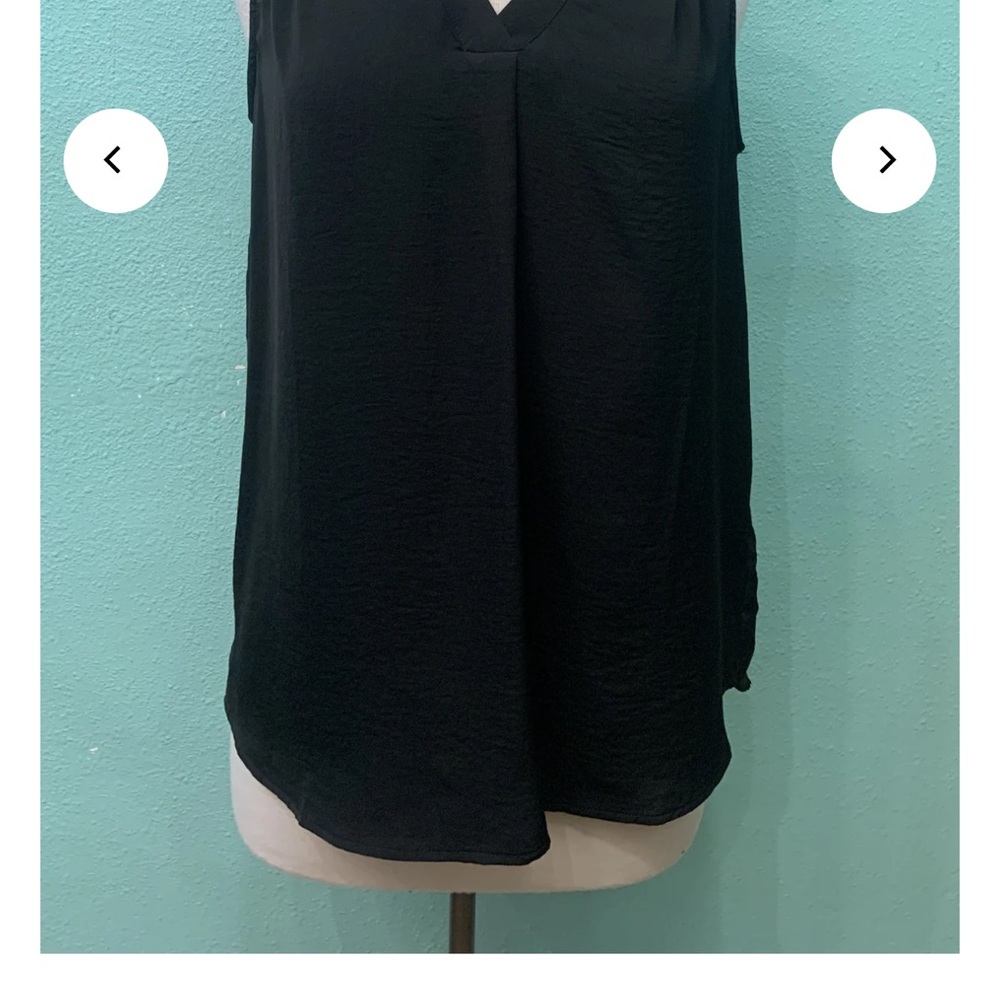 New w/tags! Renuar outfit - Picture 2 of 4